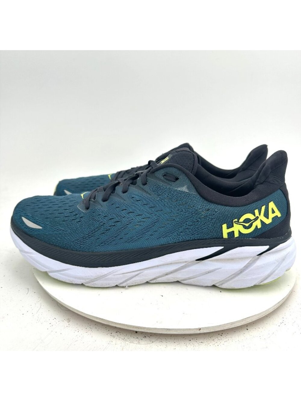 Hoka One One Clifton 8 Men Size 12.5D 1119393-BCBT Blue Coral Butterfly Shoes